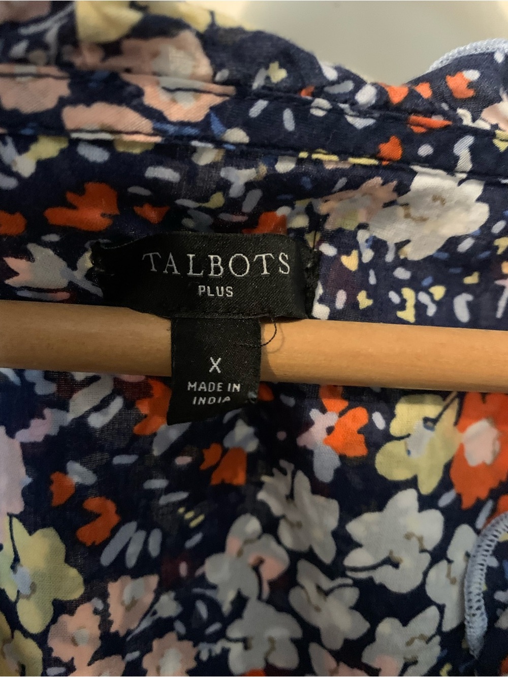 Talbots Navy Floral Ruffle Top - Picture 4 of 4